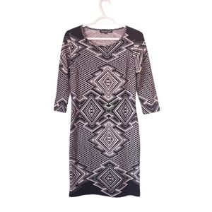Geometric 3/4 sleeve dress